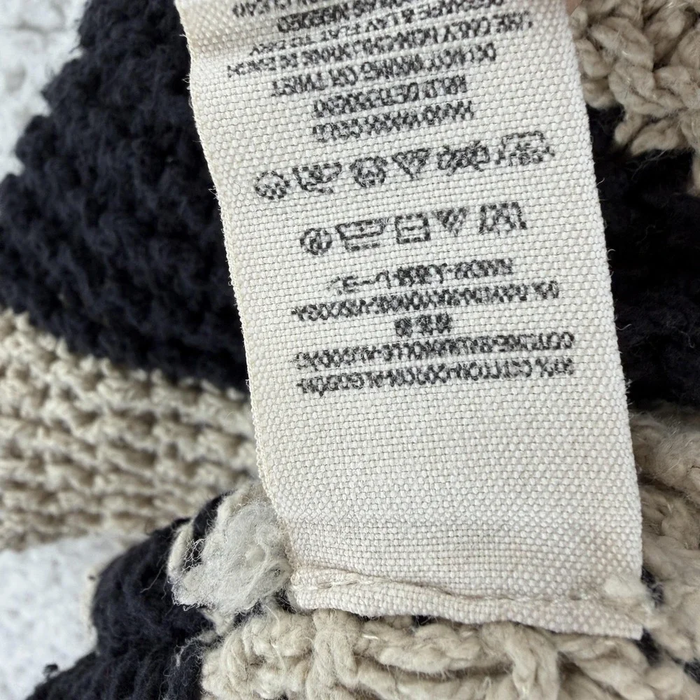 Free People Sweater Womens Small Black Striped V Neck Short‎ Sleeve Knit Top